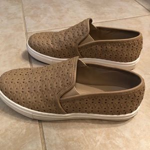 Steve Madden slip on sneakers
